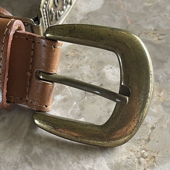 Vintage Women’s Western Small Concho Link Belt~Gold Metal~Southwestern Cowgirl main image 3